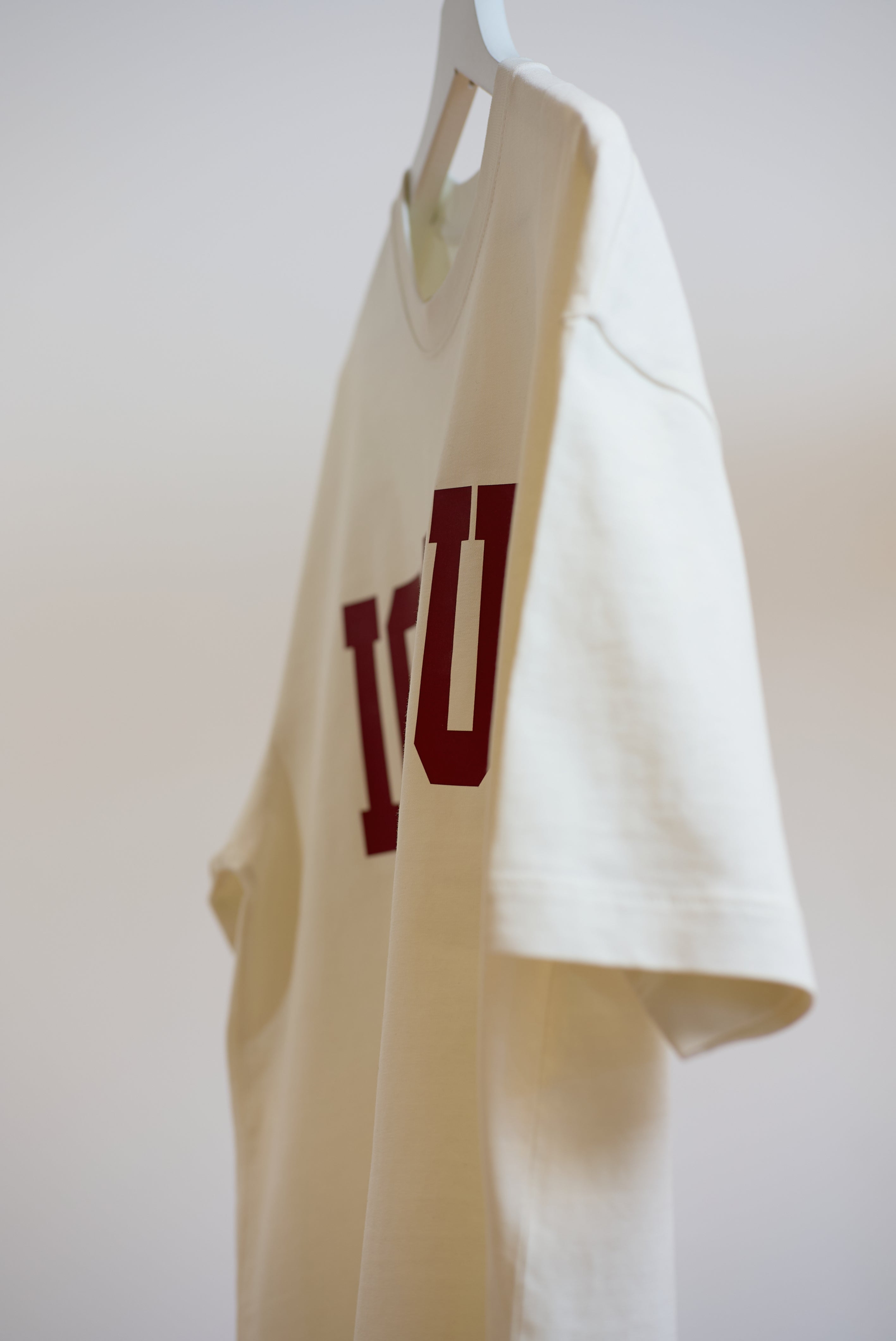 T-Shirt Mukendi-Reverse- Blanc cassé - Bordeaux Numéro 32